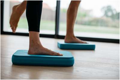 Балансировочная подушка маленькая 39смx24смx6см NYAMBA - купить в интернет-магазине