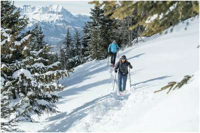 Фуфайка CV 900 Муж. QUECHUA - Беговые, прогулочные лыжи и снегоступы Походы...