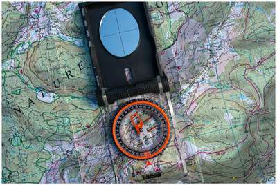 Компас с визиром Explorer 900 GEONAUTE - купить в интернет-магазине