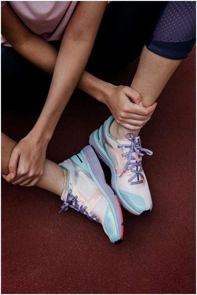 КРОССОВКИ ДЛЯ БЕГА ЖЕНСКИЕ RUN COMFORT БЕЖЕВО-ГОЛУБЫЕ KALENJI - купить в интернет-магазине