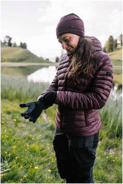 Нижние перчатки для треккинга в горах из шерсти мериноса взрослые TREK 500 FORCLAZ - купить в интернет-магазине