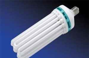 По какой причине мигает энергосберегающая лампочка