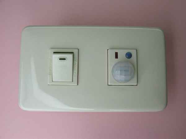 Как отключить светодиод в выключателе: удаляем индикатор света, почему моргают светодиодные лампы при подсветке выключателя