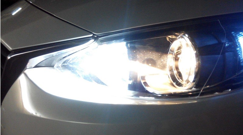 Лампа ближнего света Ларгус: какие лампочки стоят в фарах на Ладе