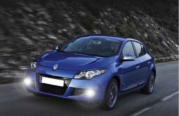 Замена лампы ближнего света Рено Меган 2