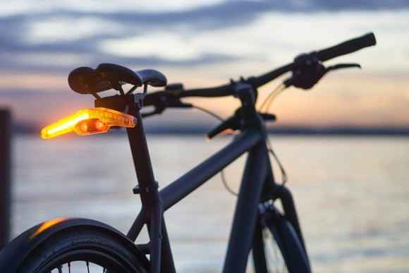 Подсветка для велосипеда: как прикрепить светодиодную ленту на колесо и раму своими руками