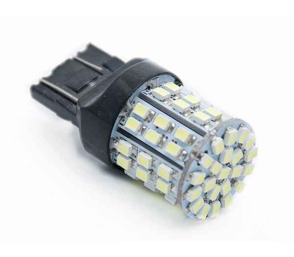 Лампочки светодиодные 12 вольт для авто: преимущества диодных автомобильных светильников