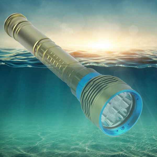 Подводные светодиодные фонари: какой лучше выбрать